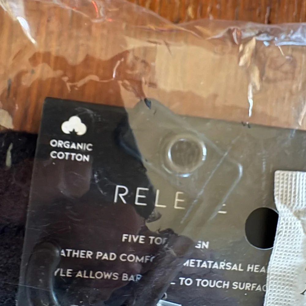 NWT ToeSox Releve Dance Half Toe Socks , Black, Size Medium, Organic Cotton